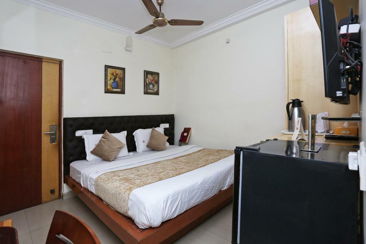 Oyo 3019 Hotel Lingaraj 布巴内什瓦尔 外观 照片
