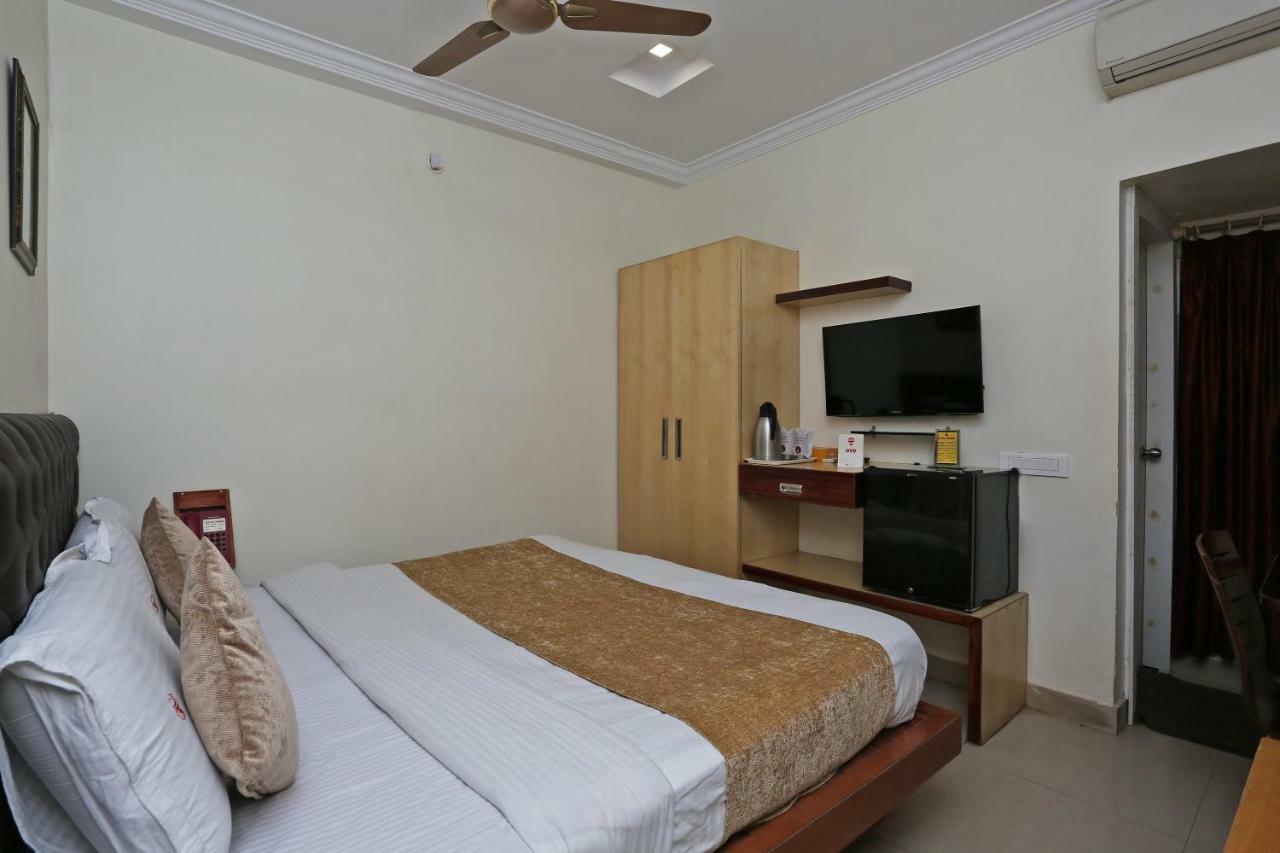 Oyo 3019 Hotel Lingaraj 布巴内什瓦尔 外观 照片